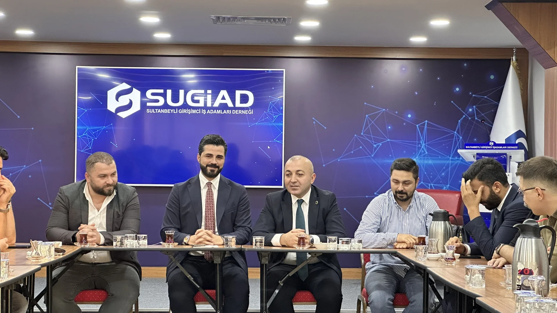 Milliyetçi Hareket Partisi Sultanbeyli İlçe Teşkilatı'ndan SUGİAD 8. Dönem Yönetimine Hayırlı Olsun Ziyareti