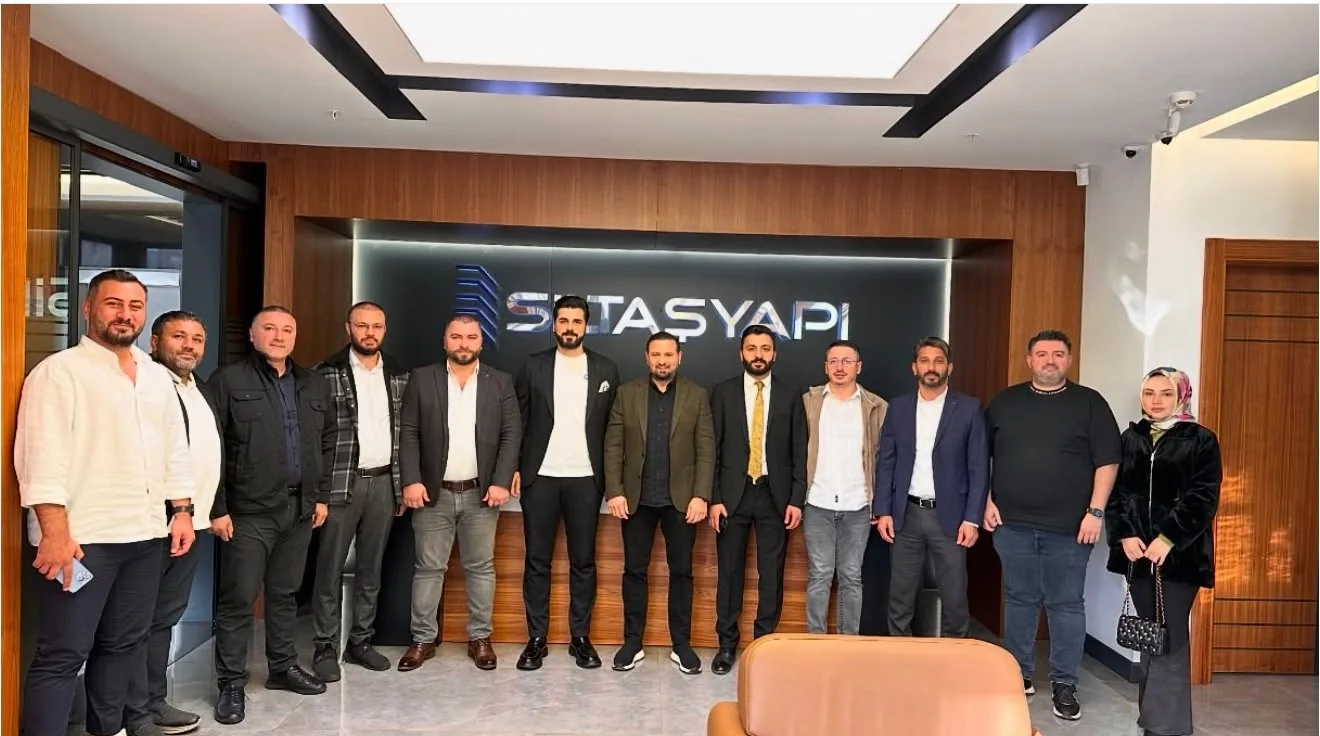 SUGİAD 8. Dönem Yönetiminden Siltaş Yapı Pendikspor Başkanı Sayın Murat Özdemir'e Hayırlı Olsun Ziyareti