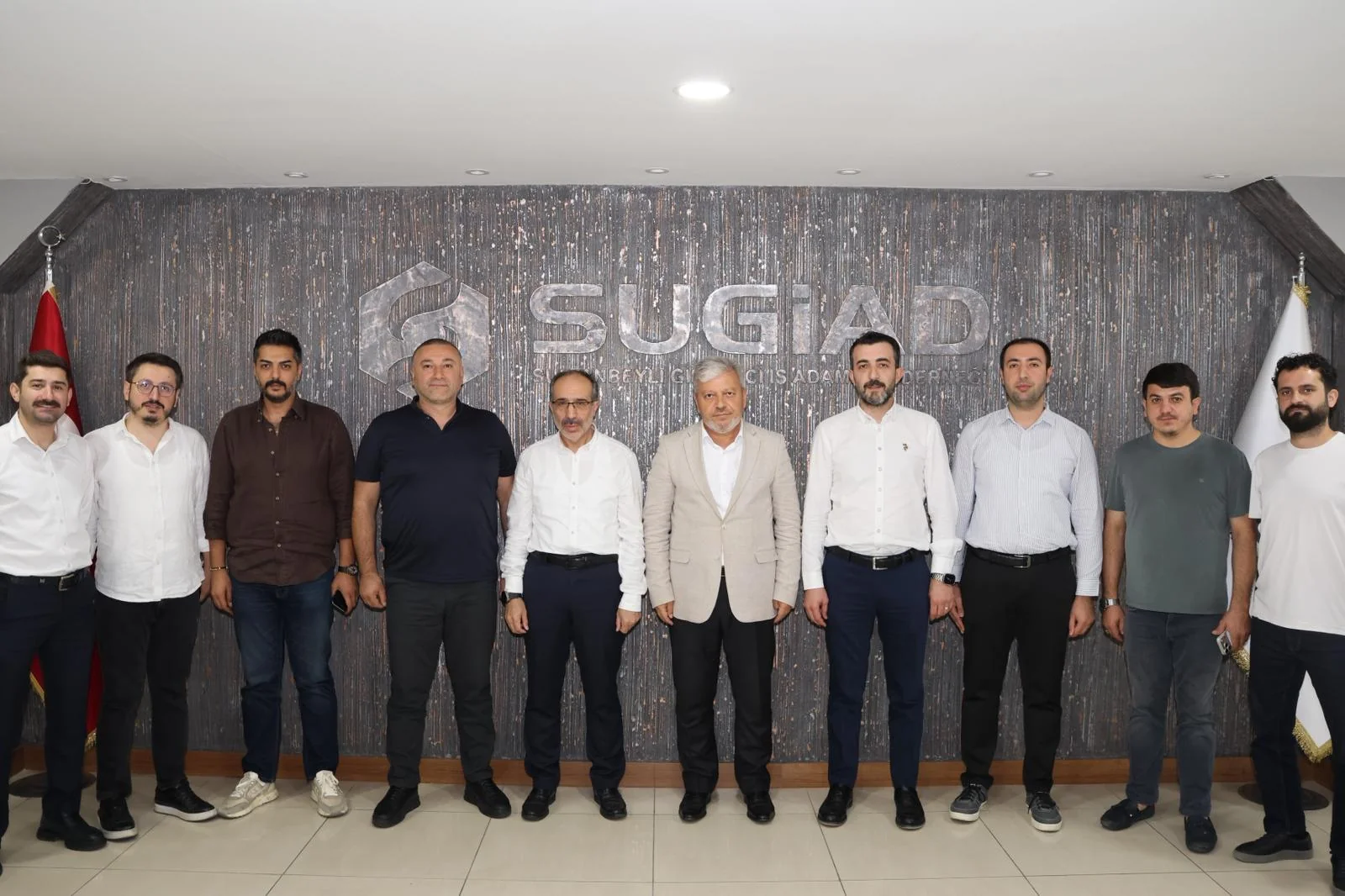 Sultanbeyli İlçe Millî Eğitim Müdürümüz Sayın Süreyya Aydın’ı Derneğimizde Ağırladık