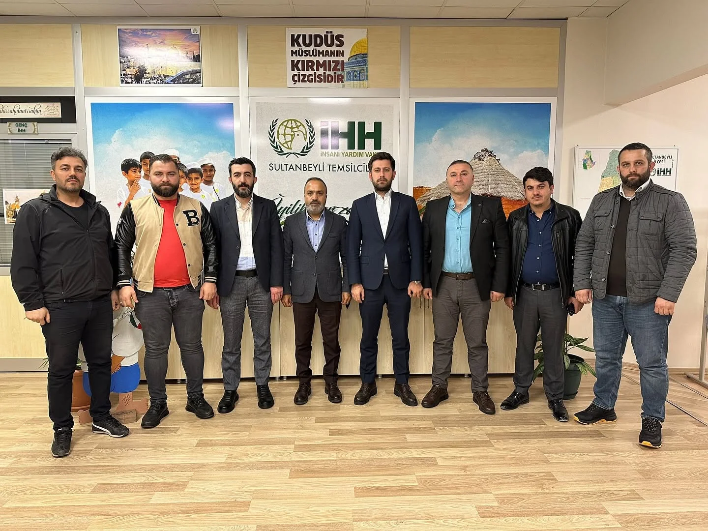 SUGİAD 7. Dönem Yönetiminden İHH Sultanbeyli İlçe Başkanı Sayın Vecdi Bayraktar'a Hayırlı Olsun Ziyareti